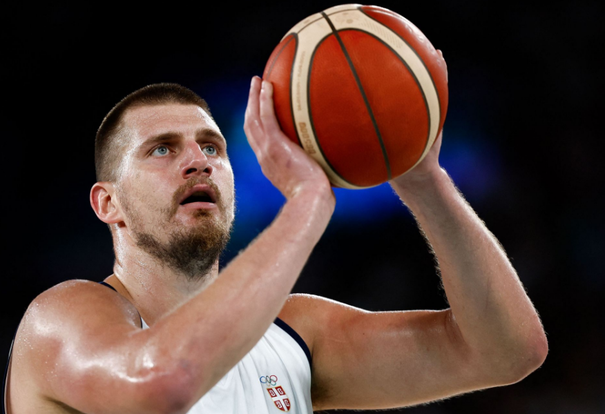 雷火电竞官网-北马其顿队实现惊险逆转，晋级欧预赛四强的简单介绍