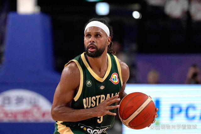 雷火电竞官网-包含东南亚篮球明星联赛激战连连，新秀崭露头角的词条