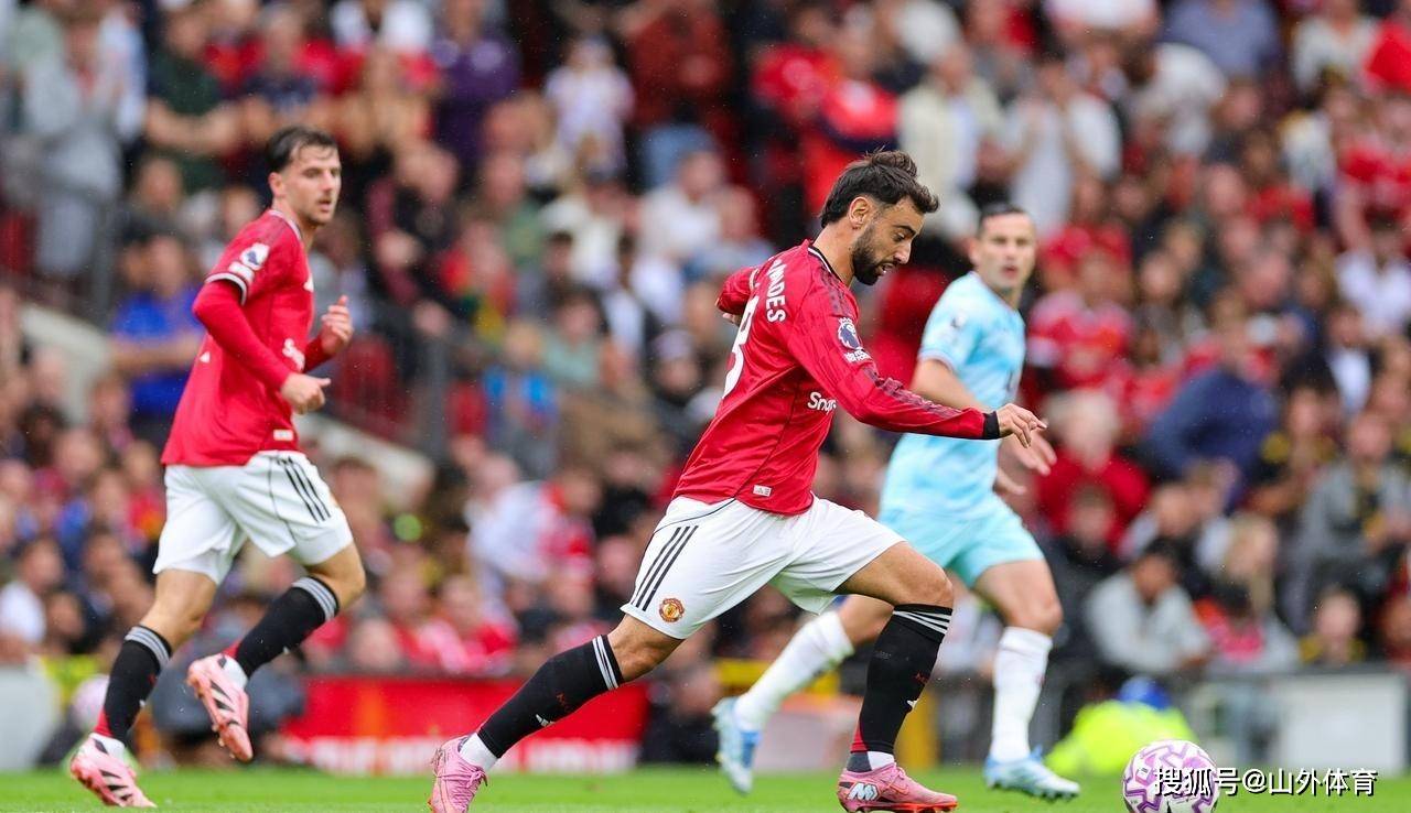 雷火电竞亚洲先驱-曼联险胜，晋级决赛，精彩比赛让人着迷的简单介绍