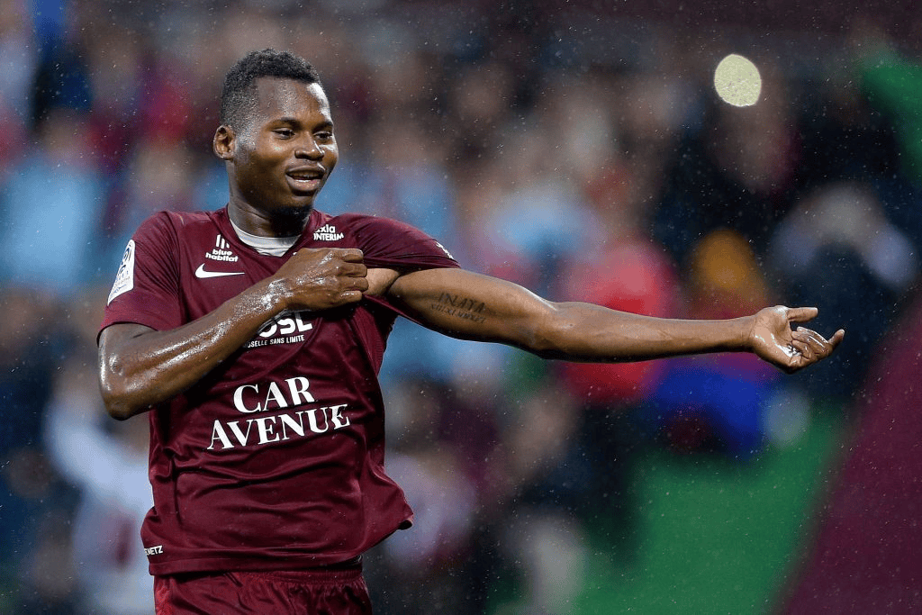 包含摩纳哥主场取胜迟达主场，表现出色的词条