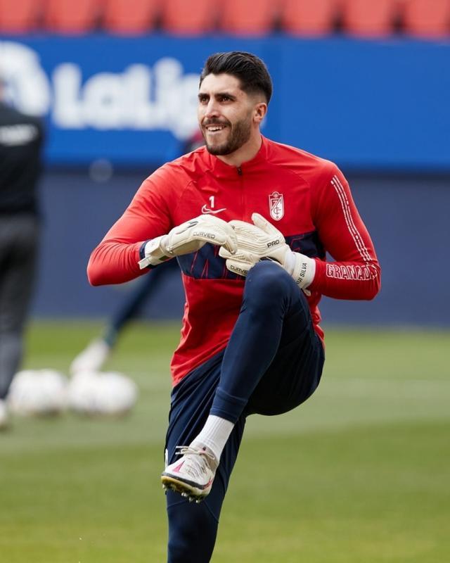 关于格拉纳达取得关键胜利，跻身联赛前列的信息