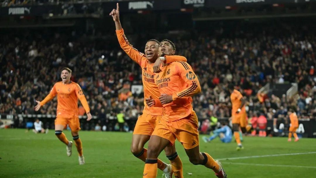 瓦伦西亚凭借出色发挥，成功淘汰对手晋级