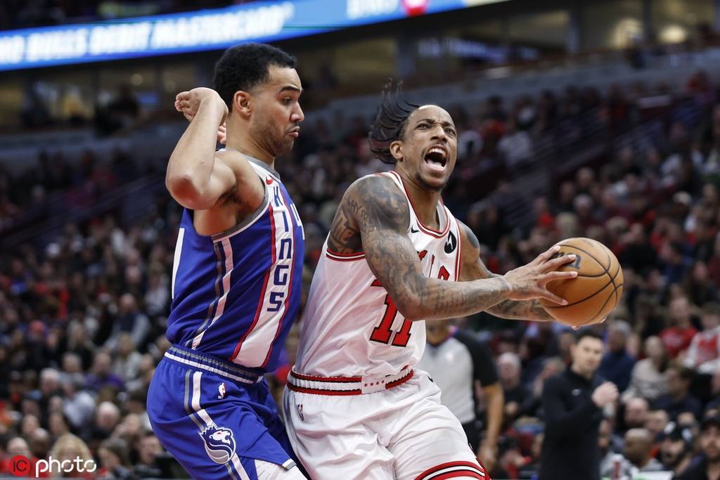 国王完胜江苏队，福克斯统治全场