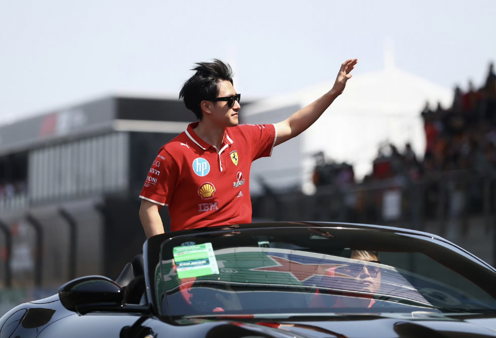 雷火电竞合作-哈斯车队横扫迈凯伦，周冠宇惊艳四座