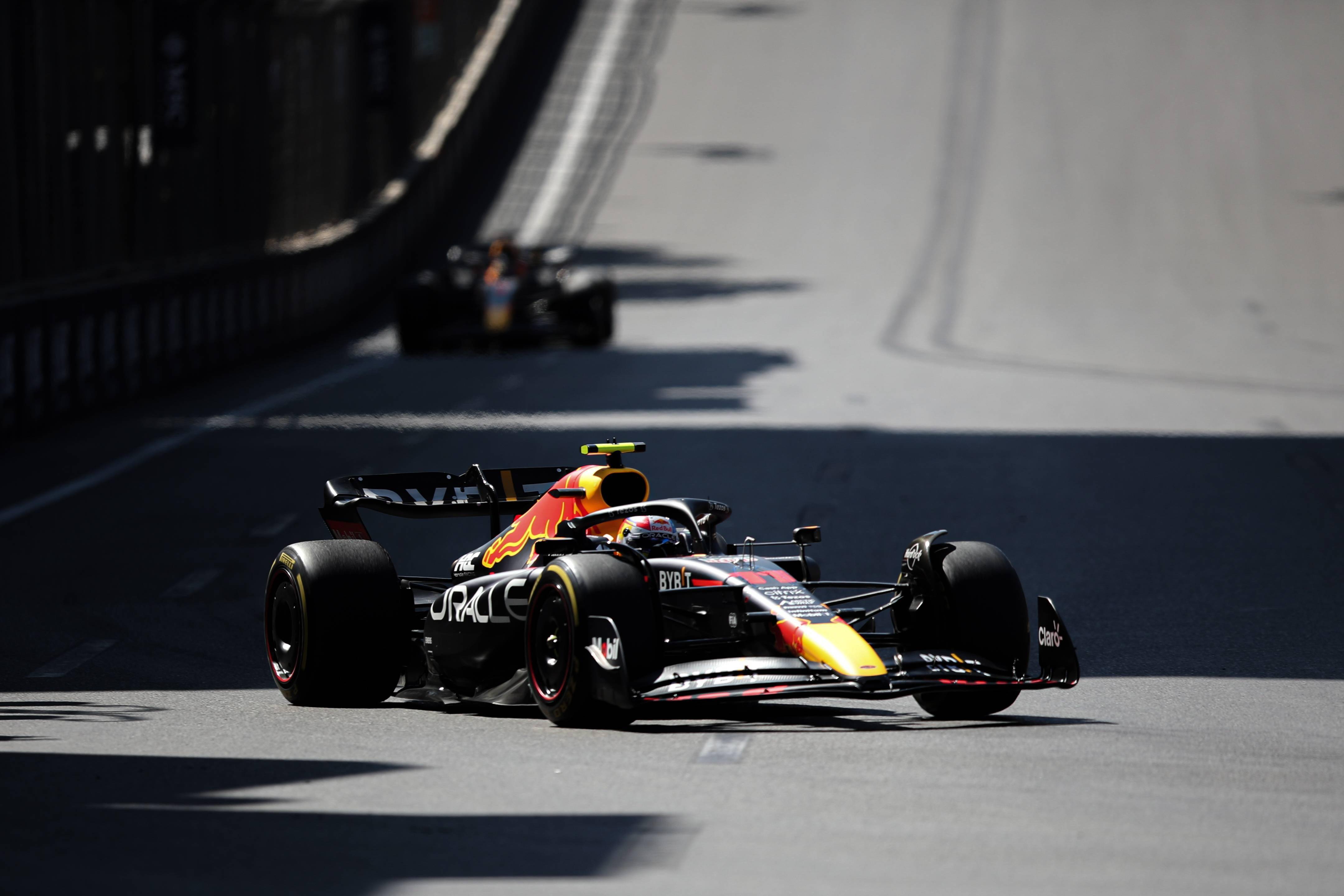 红牛车队逆转梅赛德斯,维斯塔潘状态火热 红牛车队逆转梅赛德斯,维斯塔潘状态火热