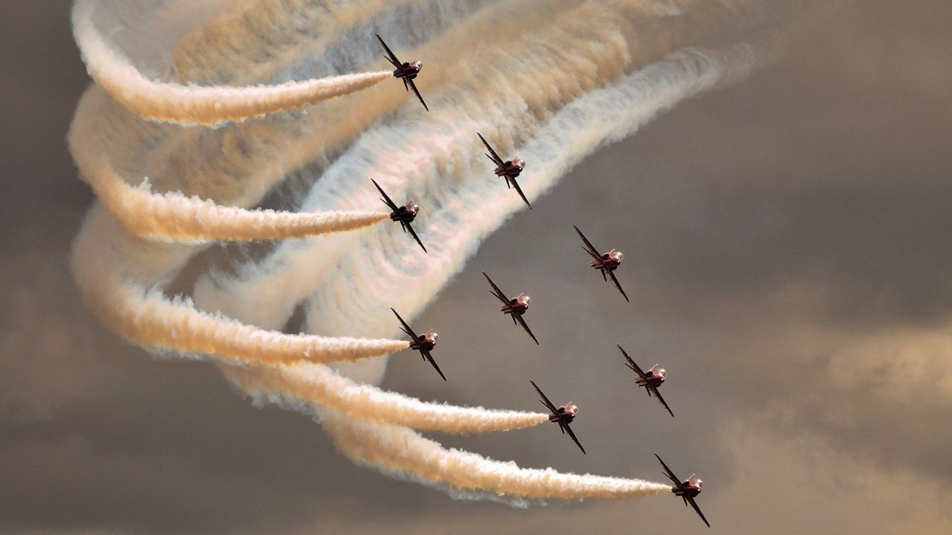 雷火电竞亚洲先驱-速度与绿茵的交响，F1揭幕战焦点中，尤文决胜瑞士的跨界狂想